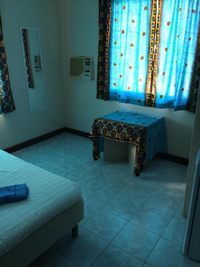 Anns Guesthouse Bakaugambia Eksteriør bilde
