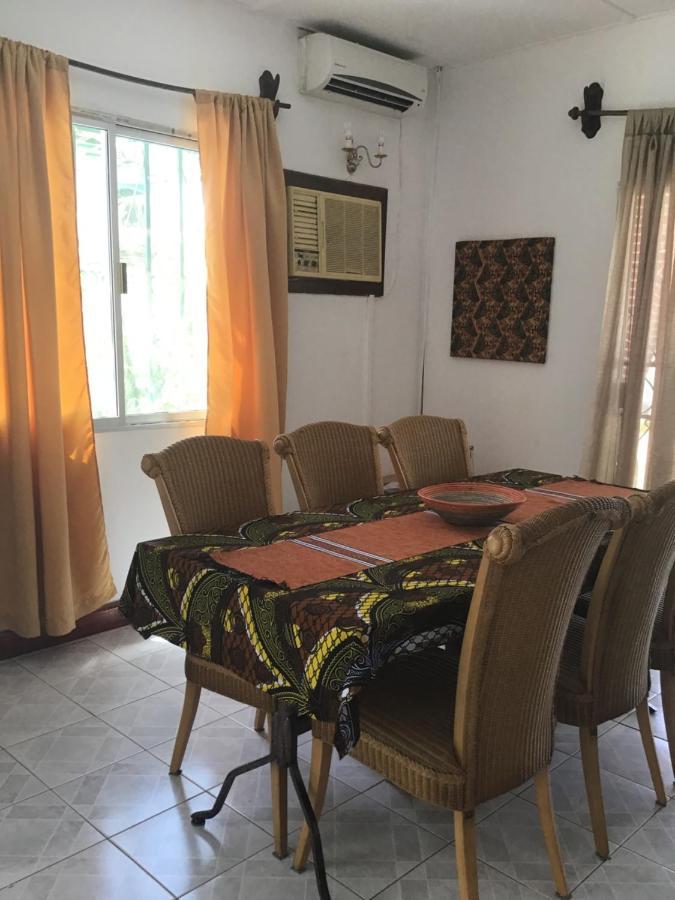 Anns Guesthouse Bakaugambia Eksteriør bilde